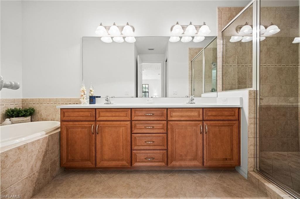 11761 Adoncia WAY 3907-16