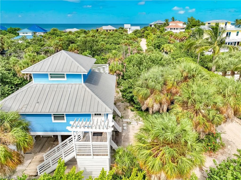 4561 Smugglers DR-43