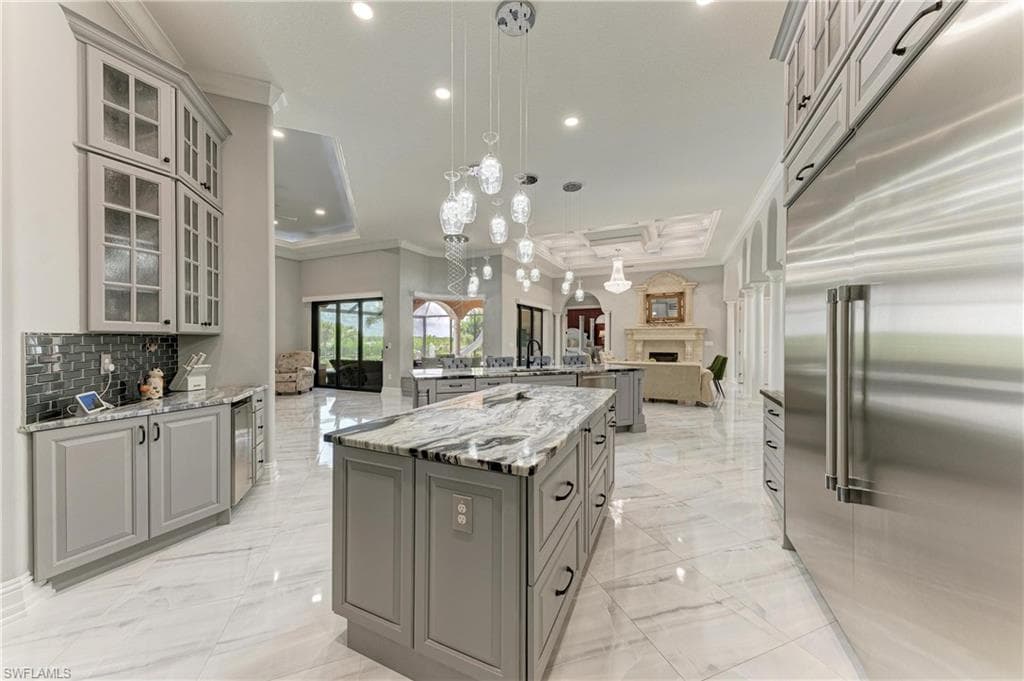 16488 Liggett CIR-24