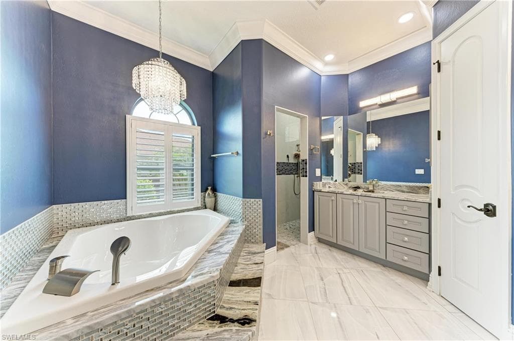 16488 Liggett CIR-35
