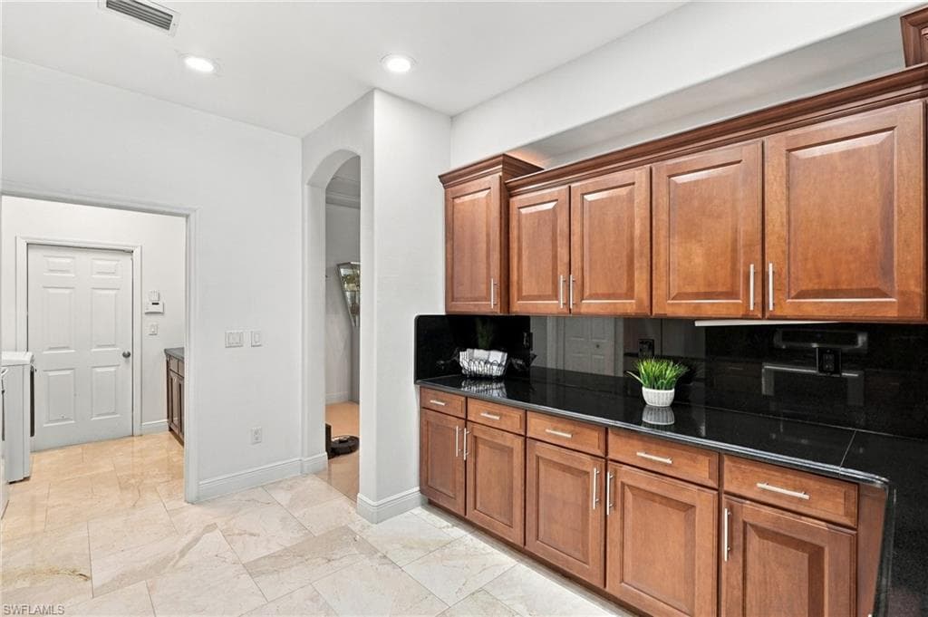 12590 Ivory Stone LOOP-13