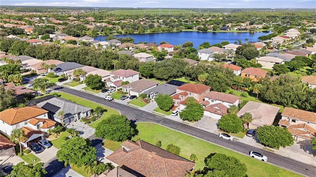 12590 Ivory Stone LOOP-32