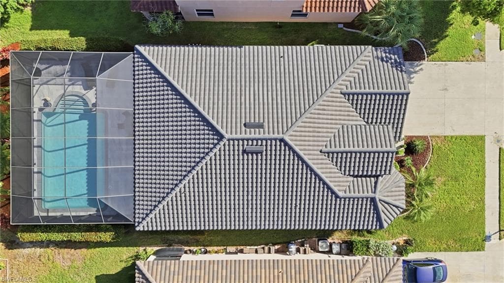 12590 Ivory Stone LOOP-33