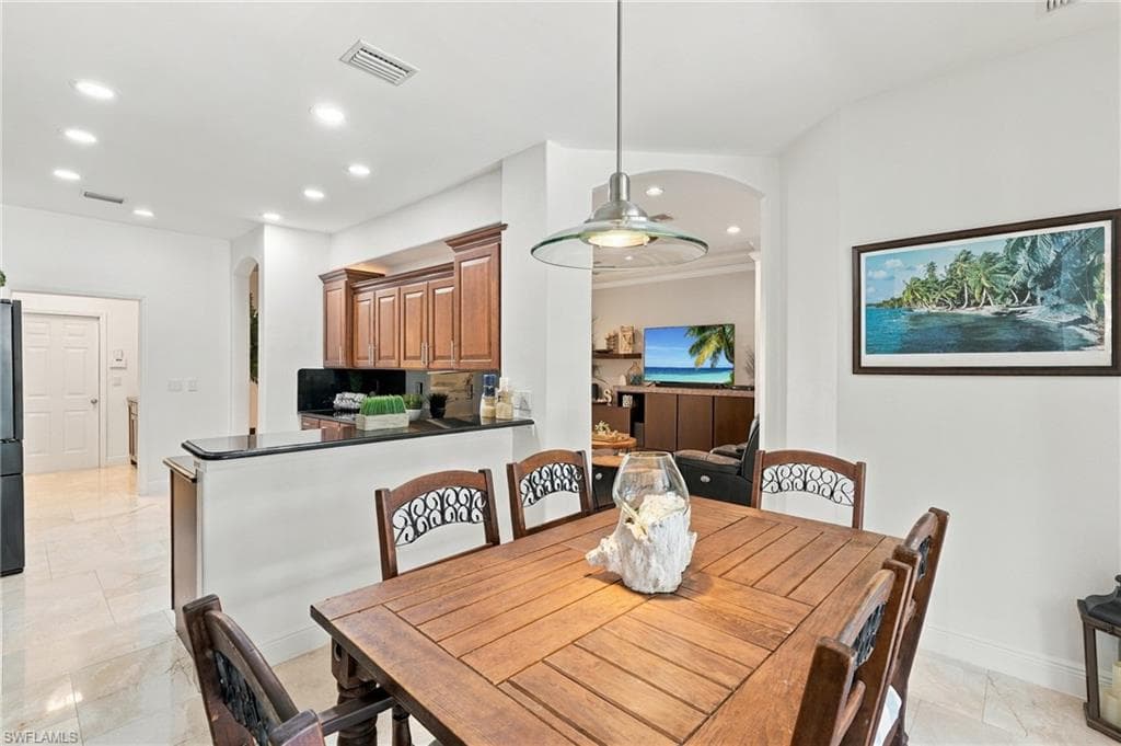 12590 Ivory Stone LOOP-14
