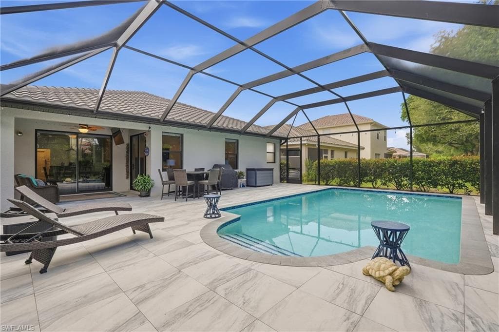 12590 Ivory Stone LOOP-31