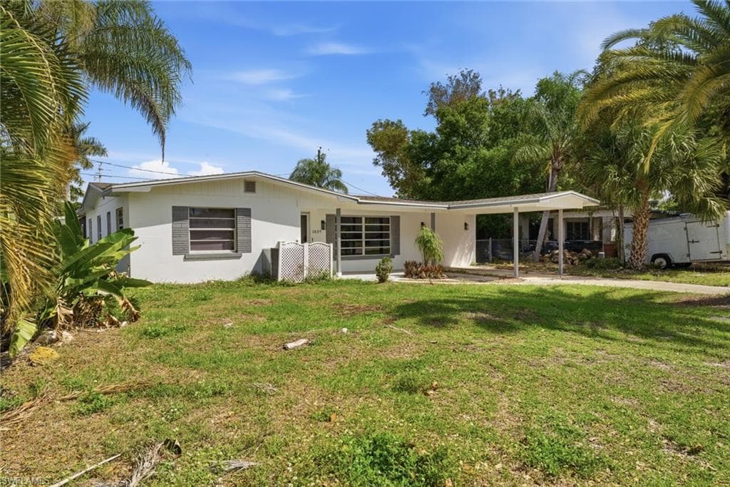 1637 Winkler AVE-3