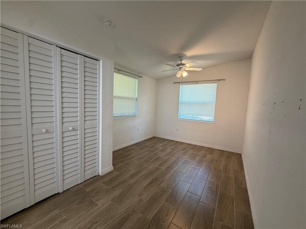1920 Oakley AVE-7