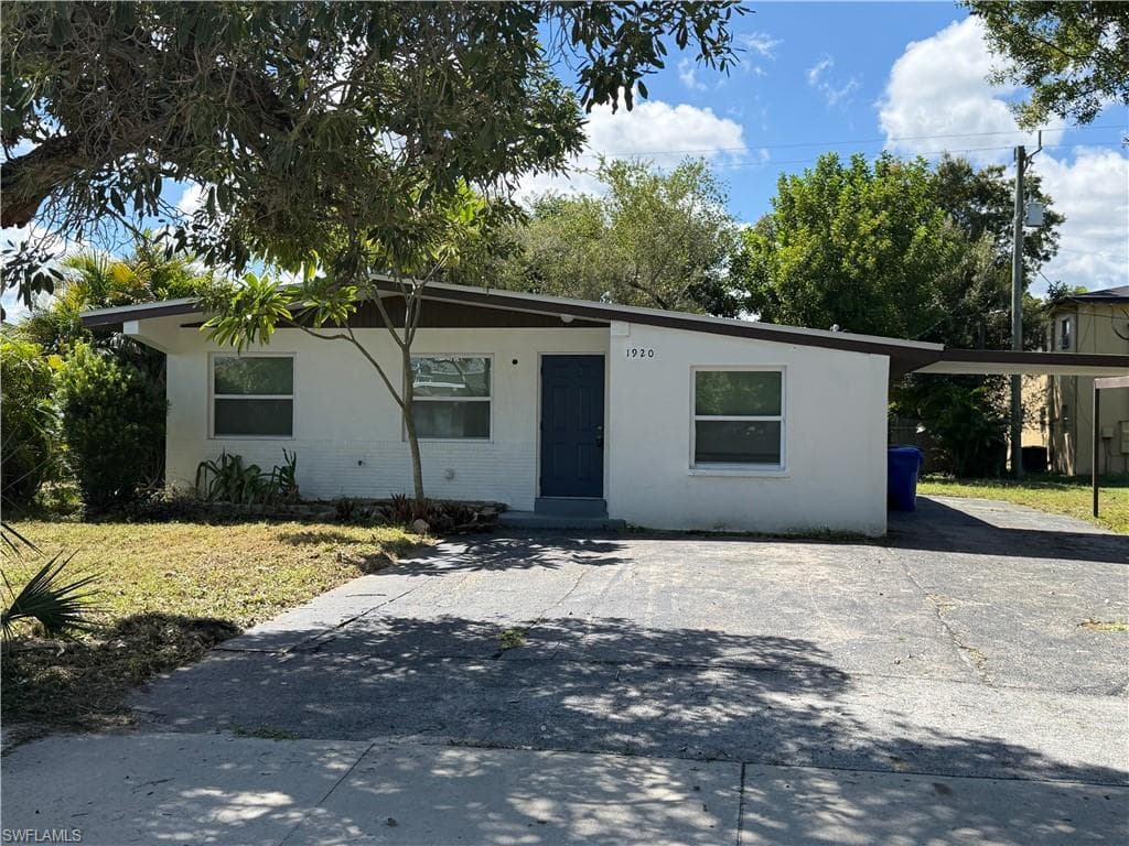 1920 Oakley AVE-1