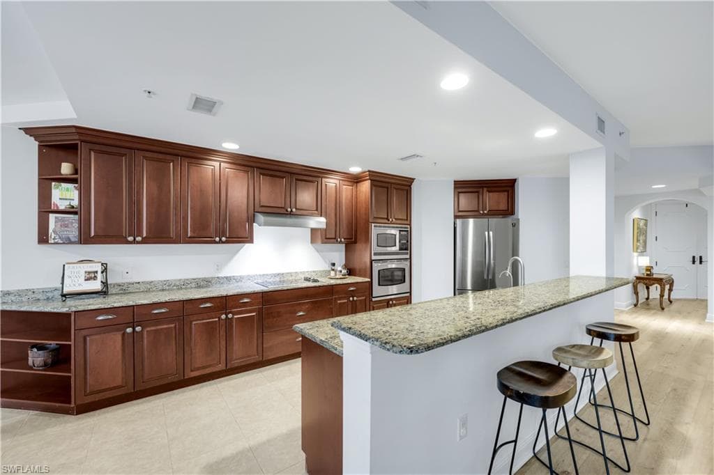 6081 Silver King BLVD 103-6