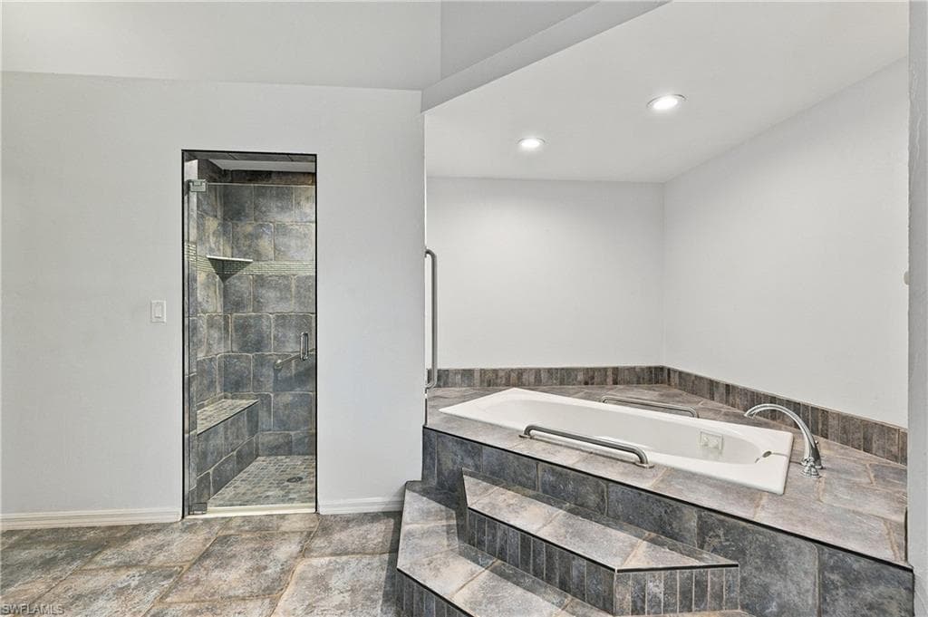 3778 Hidden Acres CIR S-22