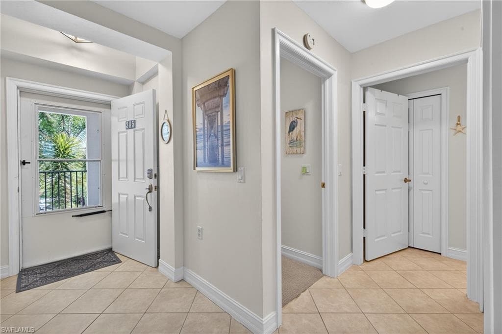 20944 Island Sound CIR 305-4
