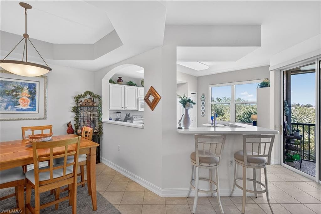 20944 Island Sound CIR 305-9