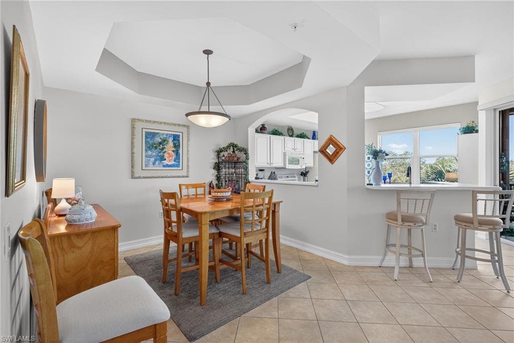 20944 Island Sound CIR 305-14