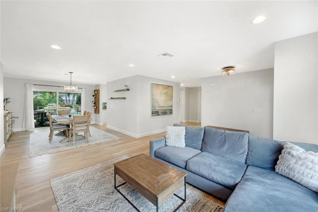 27120 Edenbridge CT-7