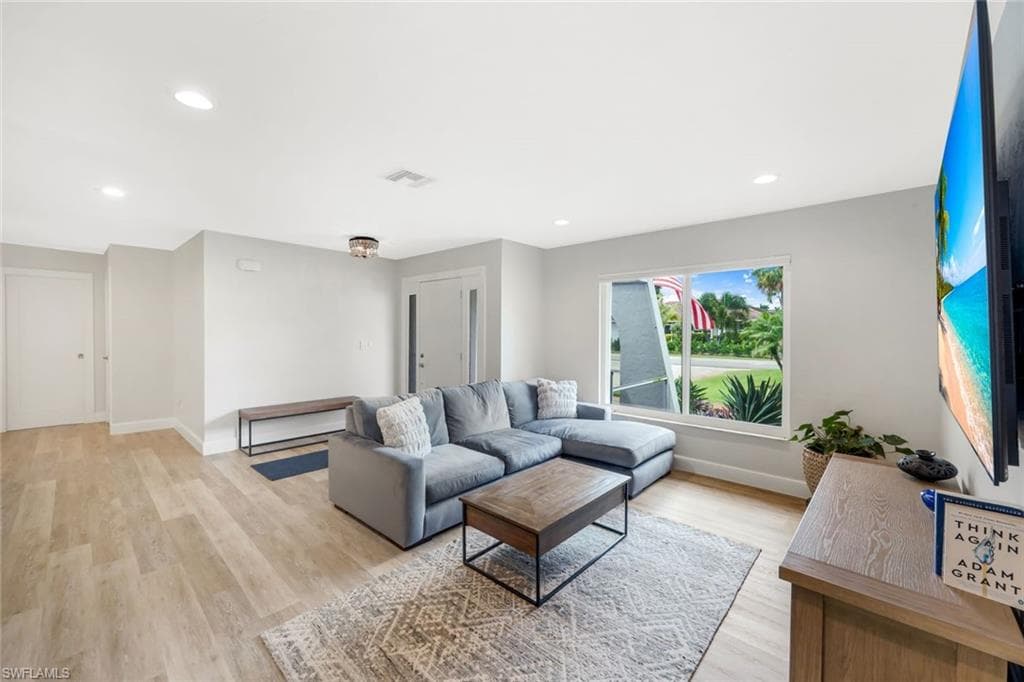 27120 Edenbridge CT-5