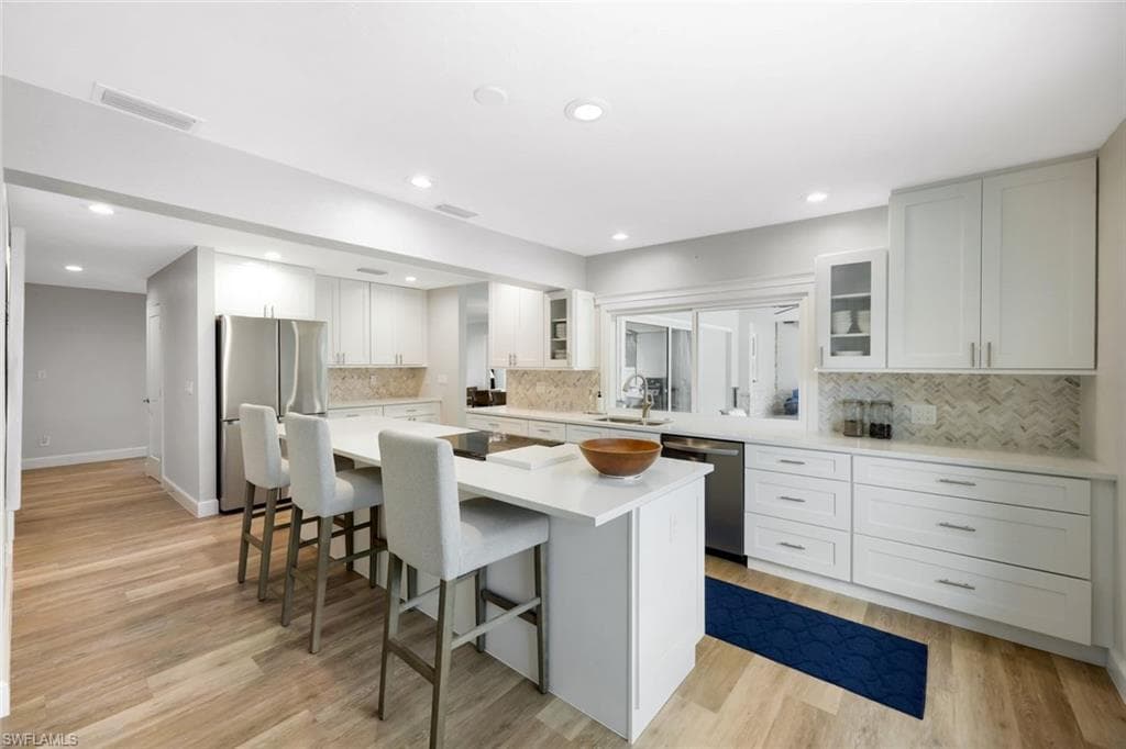 27120 Edenbridge CT-11