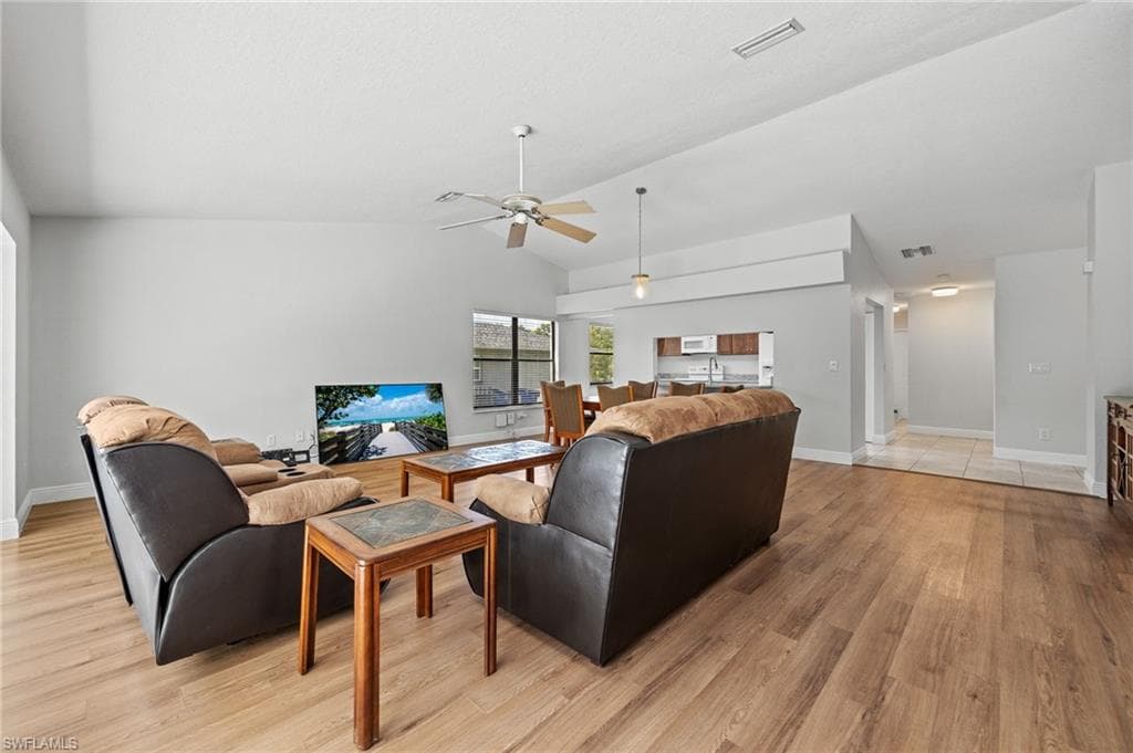 5815/5817 Littlestone CT-42