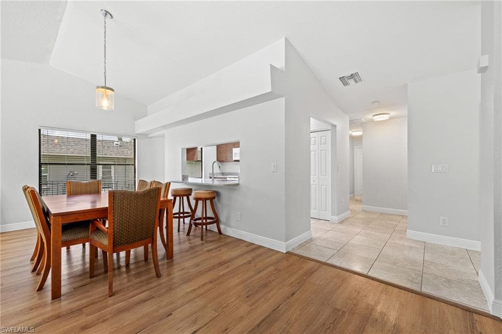 5815/5817 Littlestone CT-49
