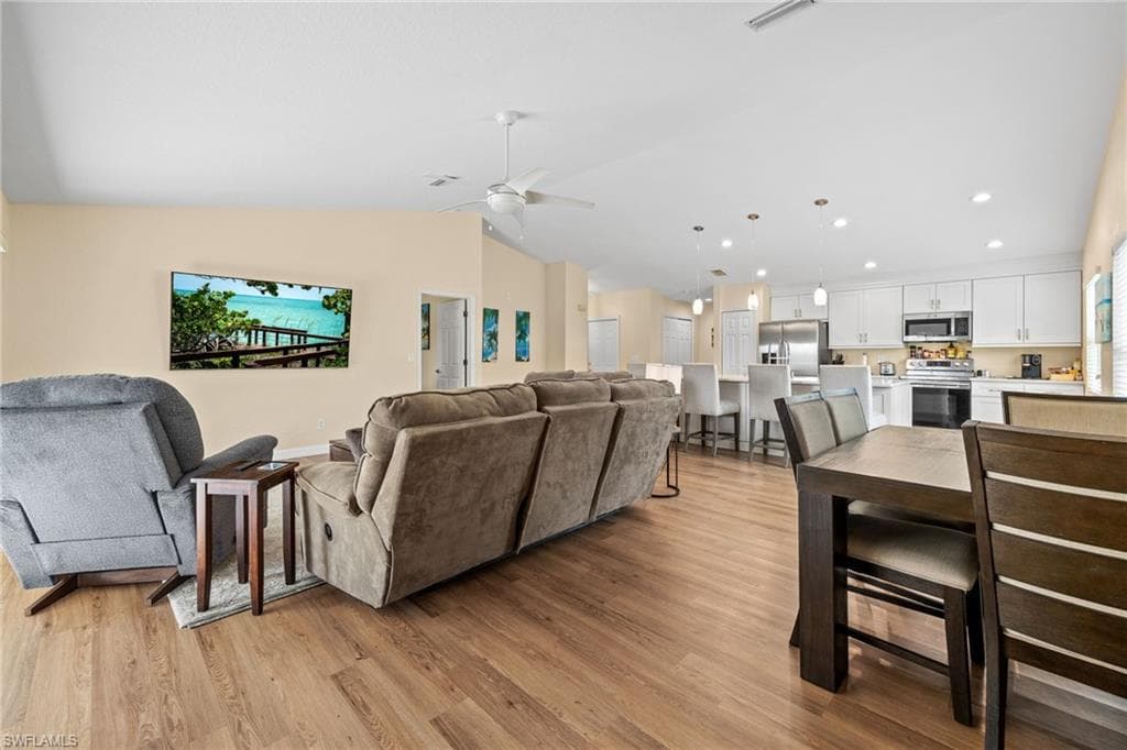 5815/5817 Littlestone CT-15