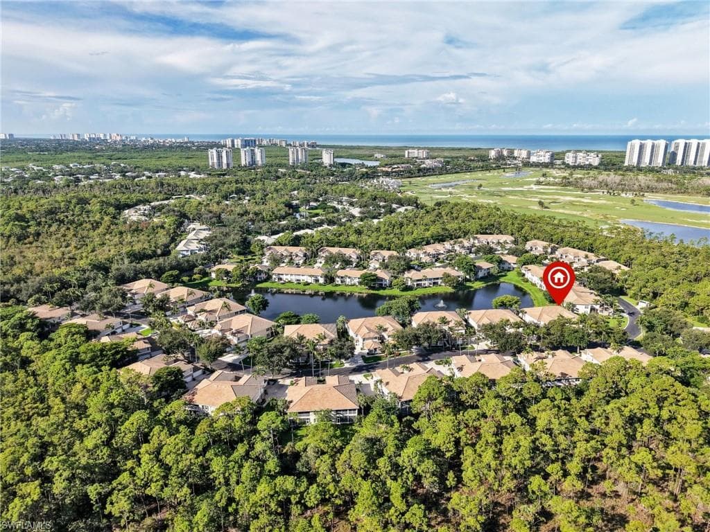 882 Carrick Bend CIR 102-1