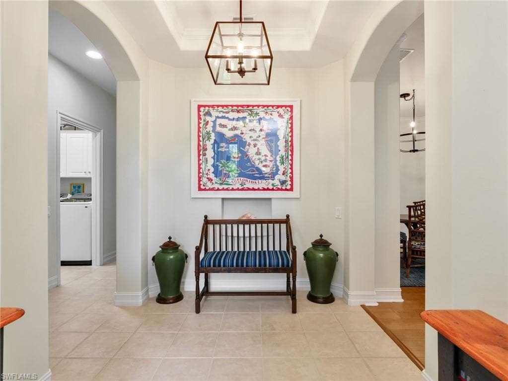 882 Carrick Bend CIR 102-6