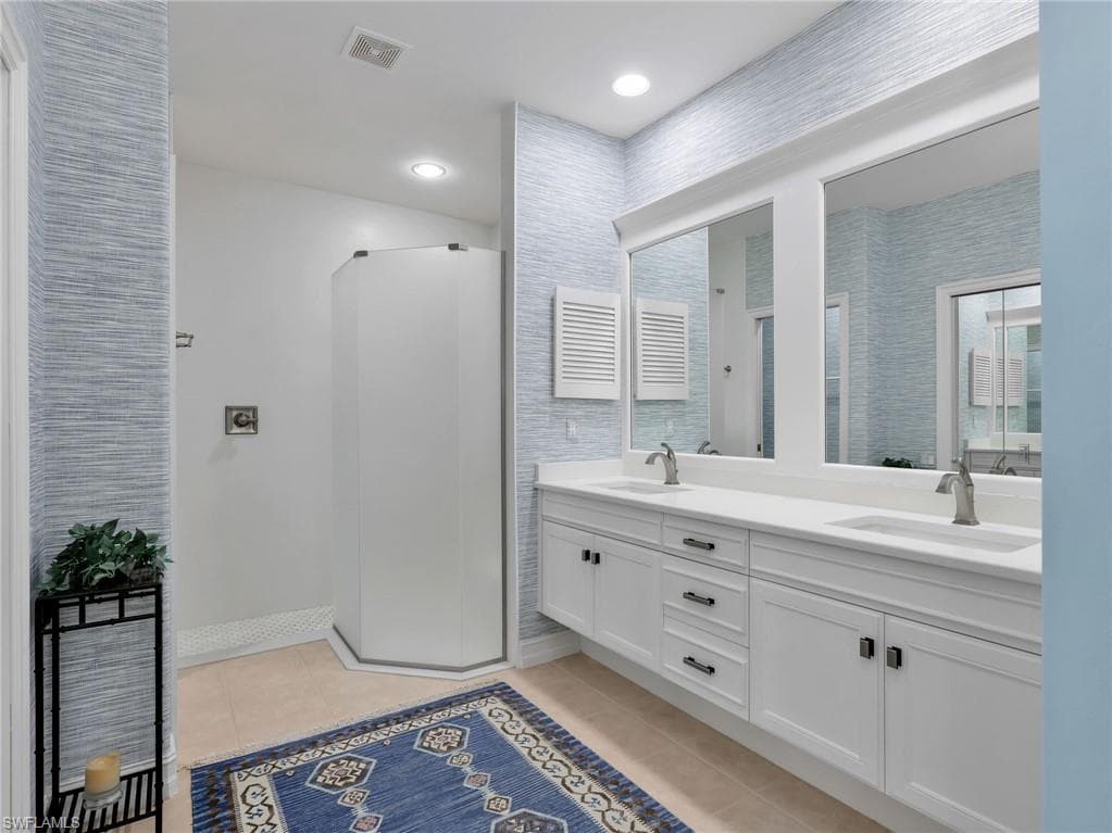 882 Carrick Bend CIR 102-28