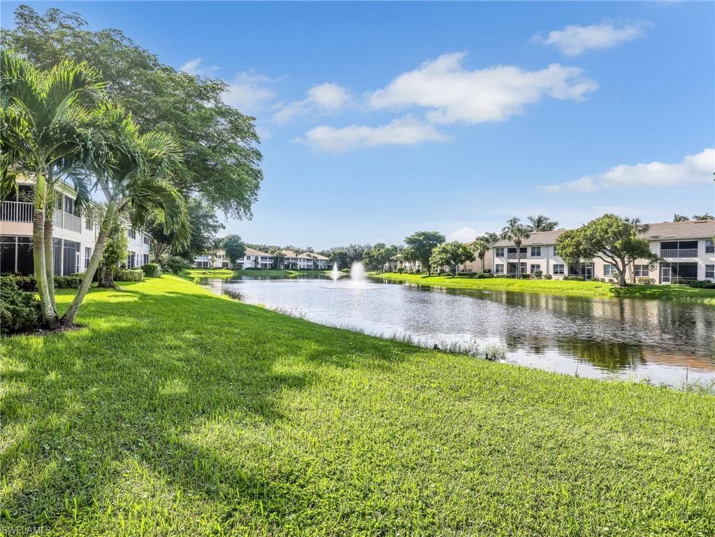 882 Carrick Bend CIR 102-24