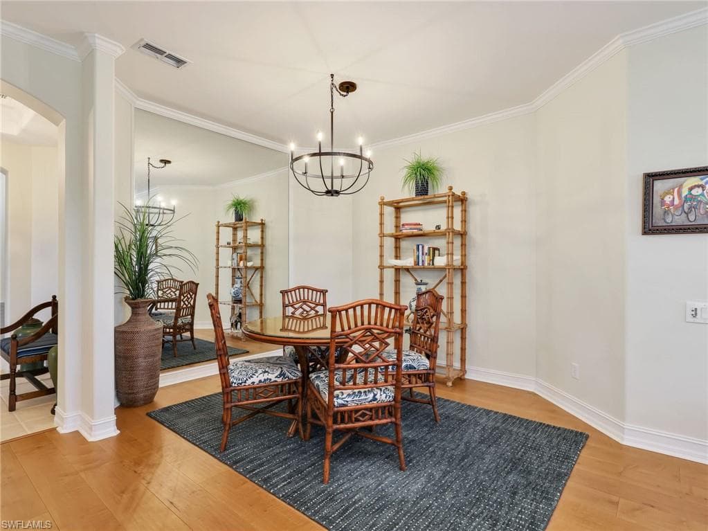 882 Carrick Bend CIR 102-10