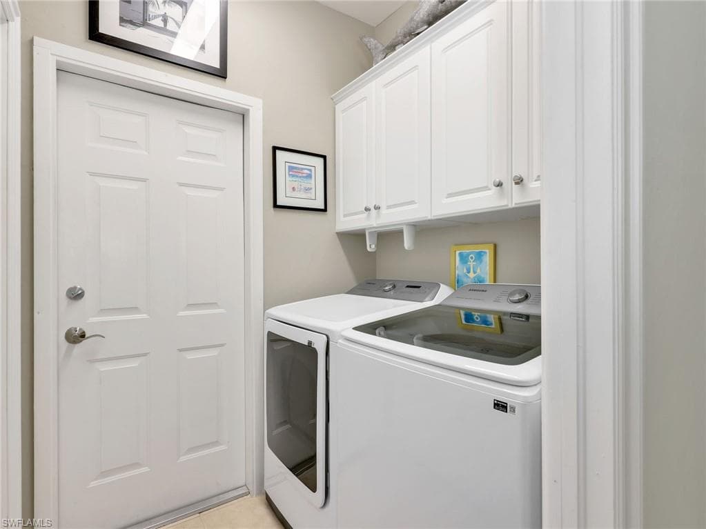 882 Carrick Bend CIR 102-33