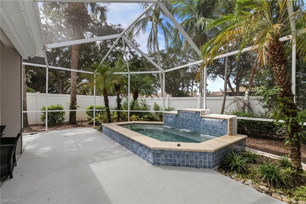 1511 Whispering Oaks CIR-27