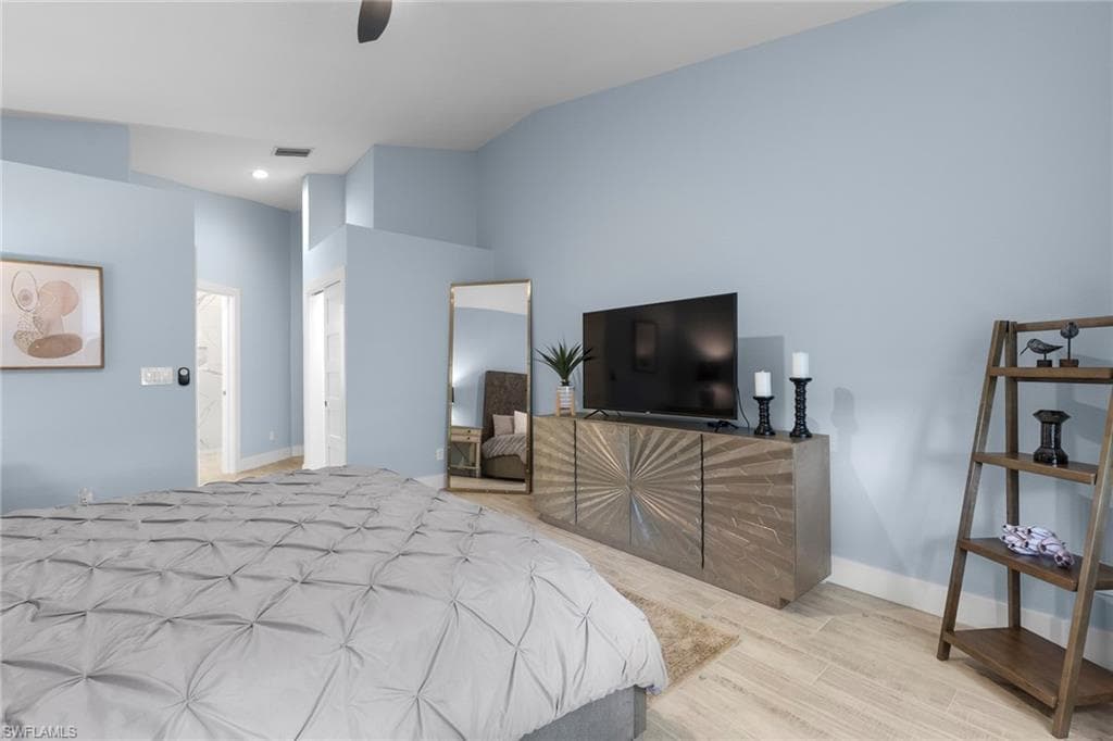 1511 Whispering Oaks CIR-20