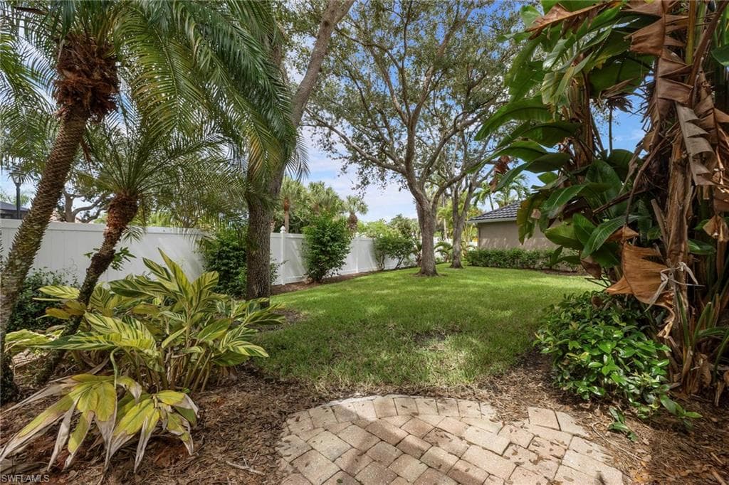 1511 Whispering Oaks CIR-29