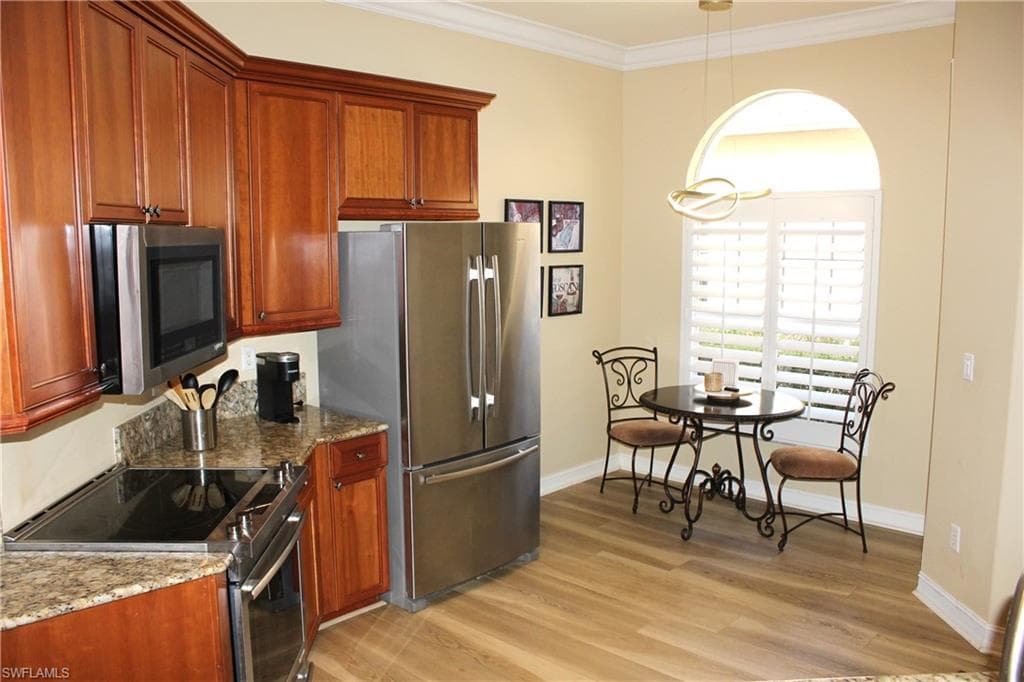 3127 Santorini CT-10