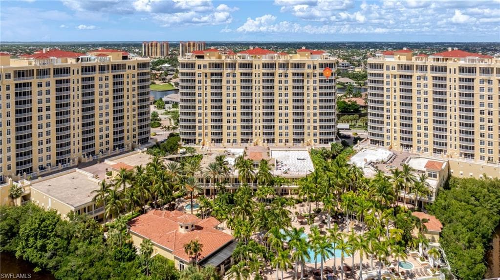 6061 Silver King BLVD 1001-1
