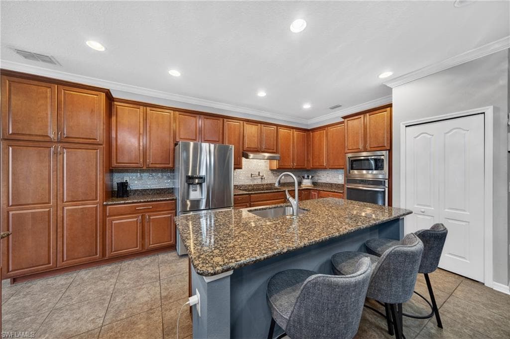 4054 River Bank WAY-12