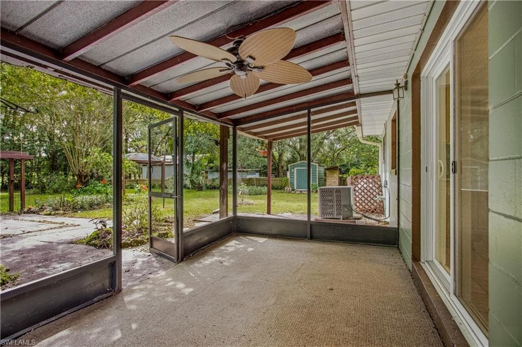 16564 25th LN-27