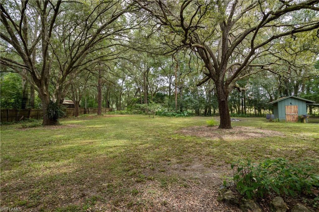 16564 25th LN-42
