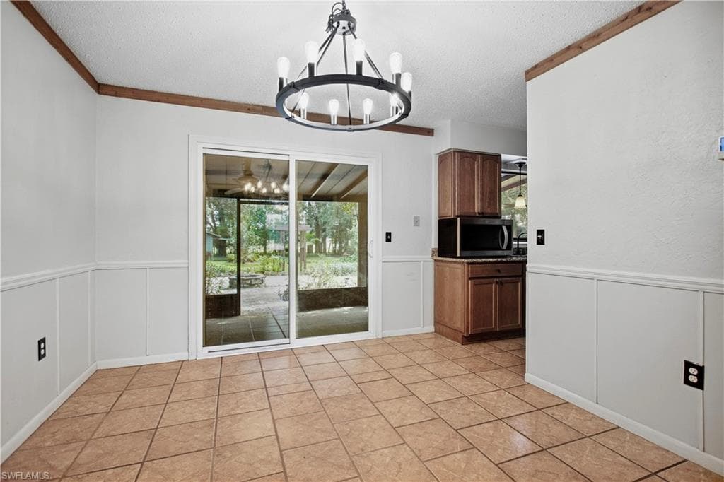16564 25th LN-13
