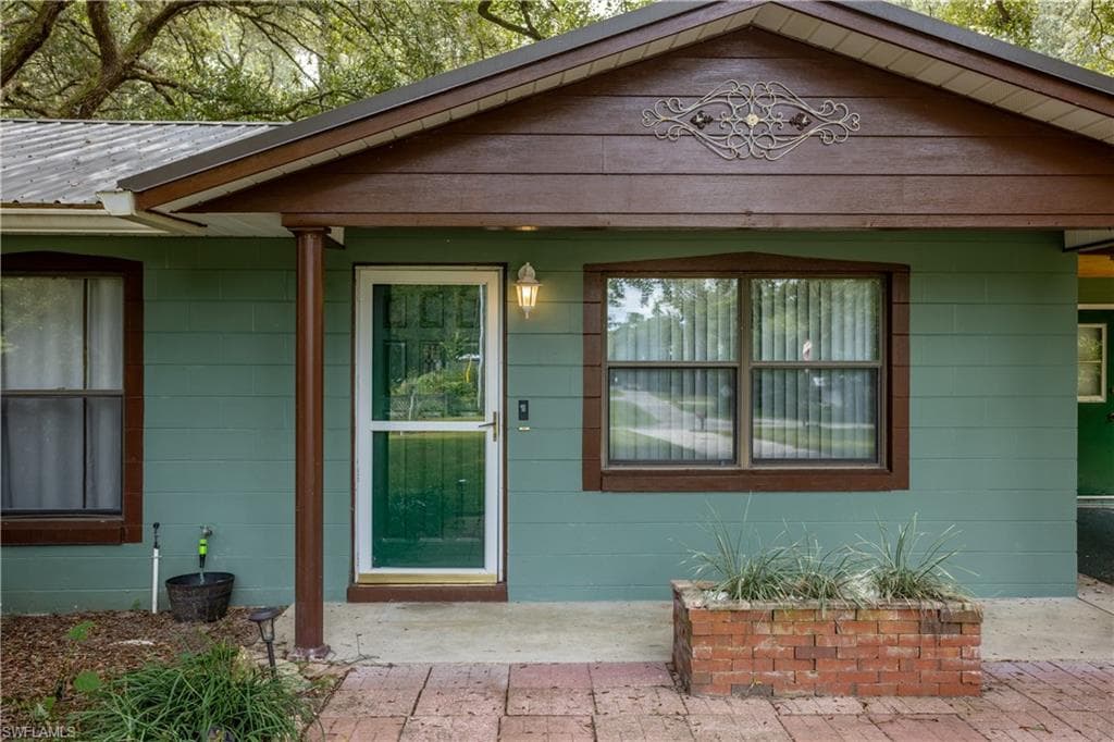 16564 25th LN-7