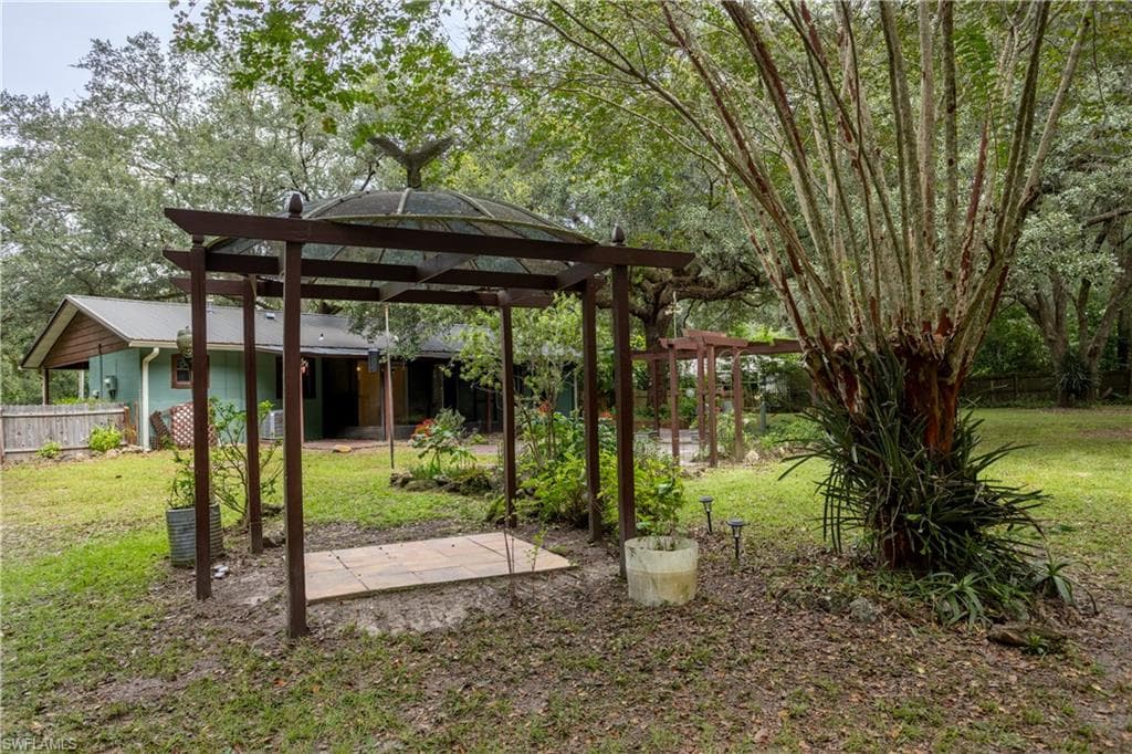 16564 25th LN-35