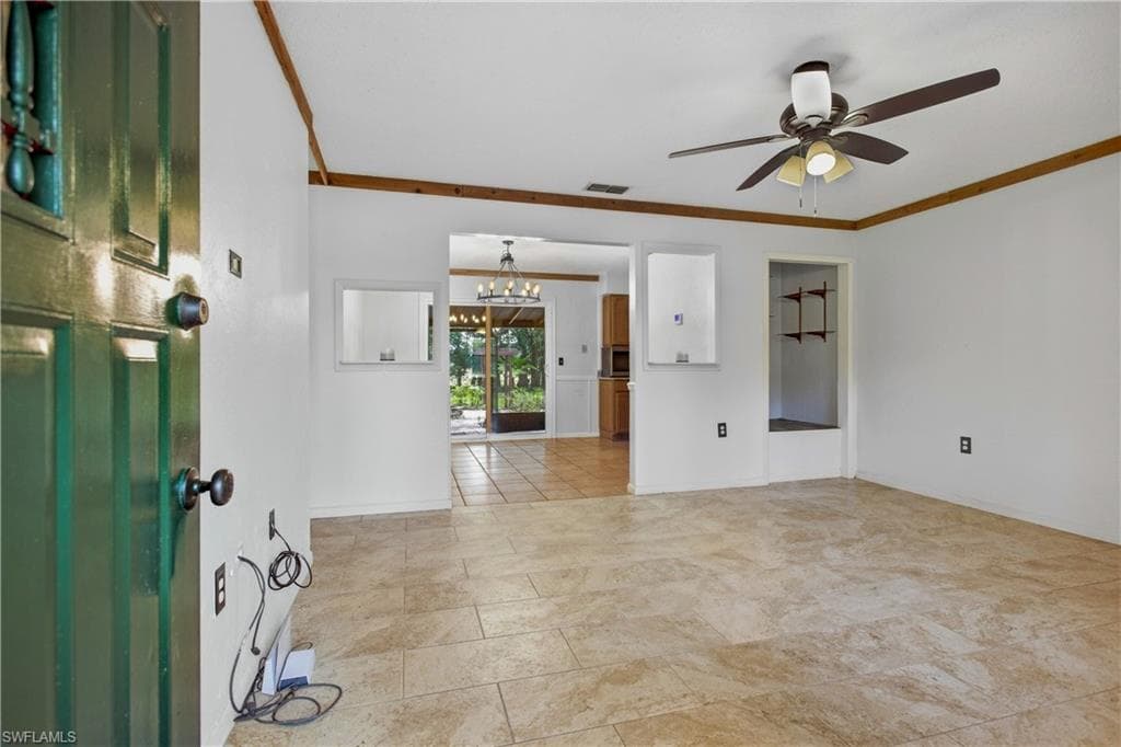 16564 25th LN-8