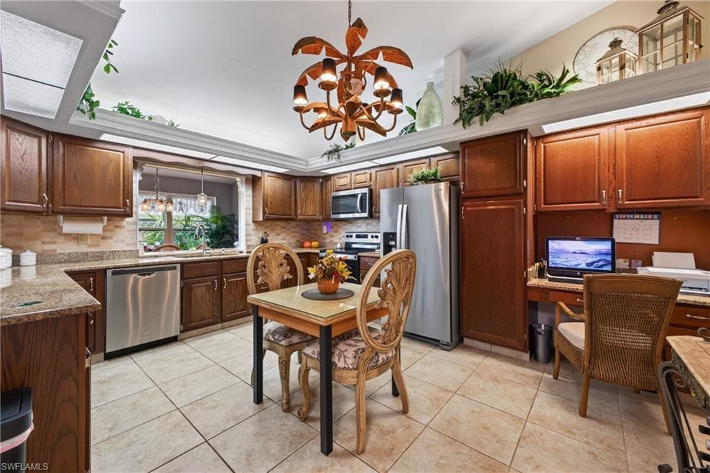 1278 N Arcola DR-7