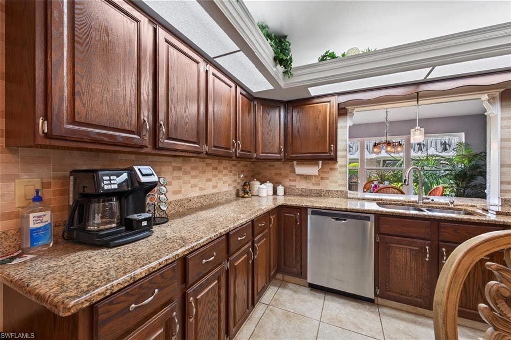 1278 N Arcola DR-5