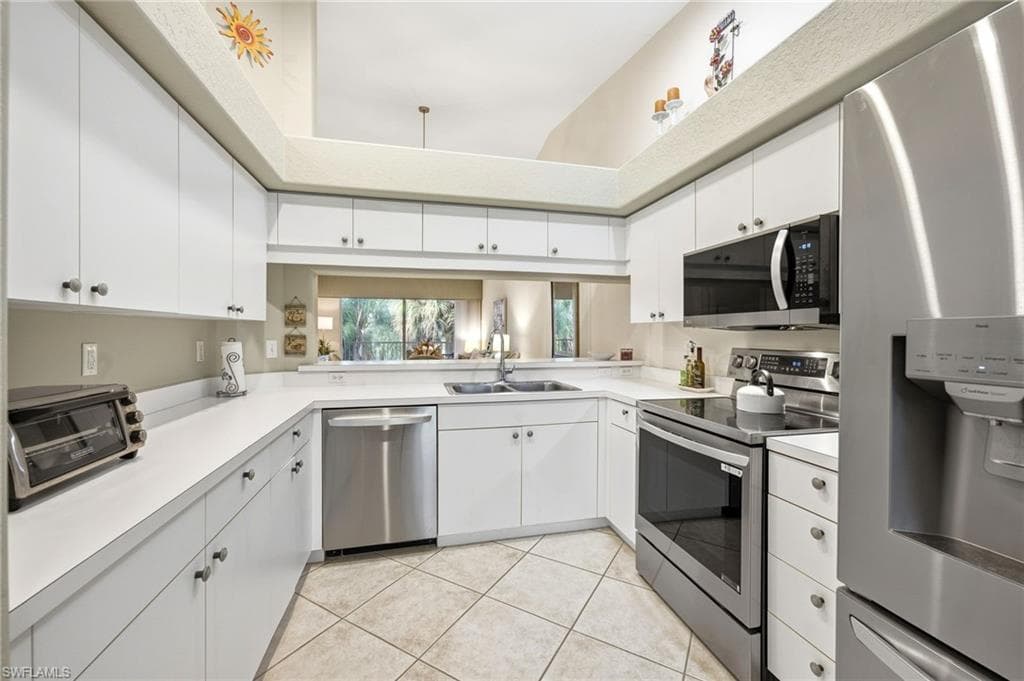 1240 Sarah Jean CIR 205-6