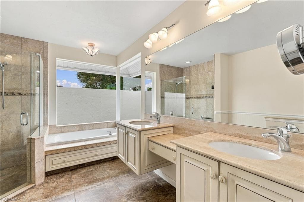 11267 Phoenix WAY-16