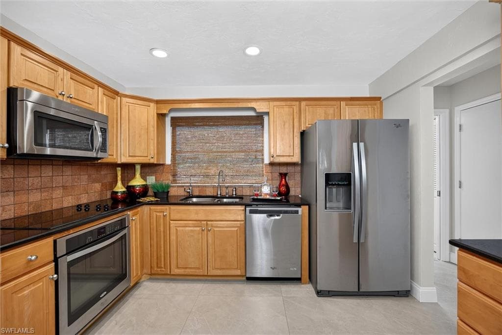 15853 Silverado CT-27