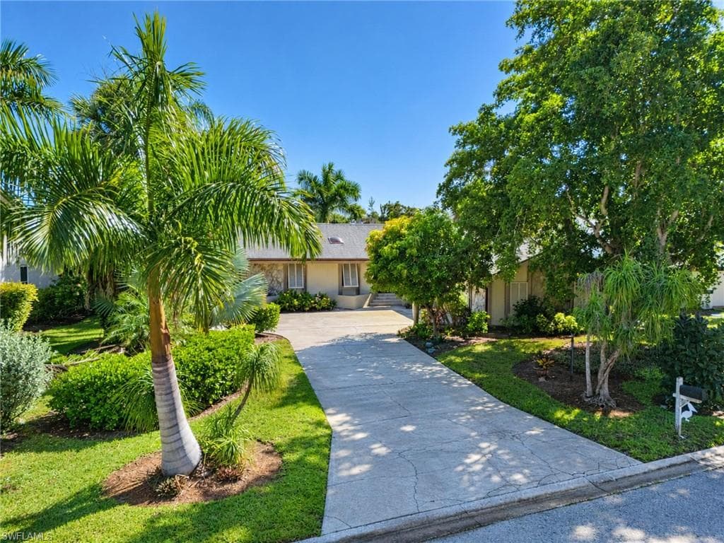 15853 Silverado CT-43