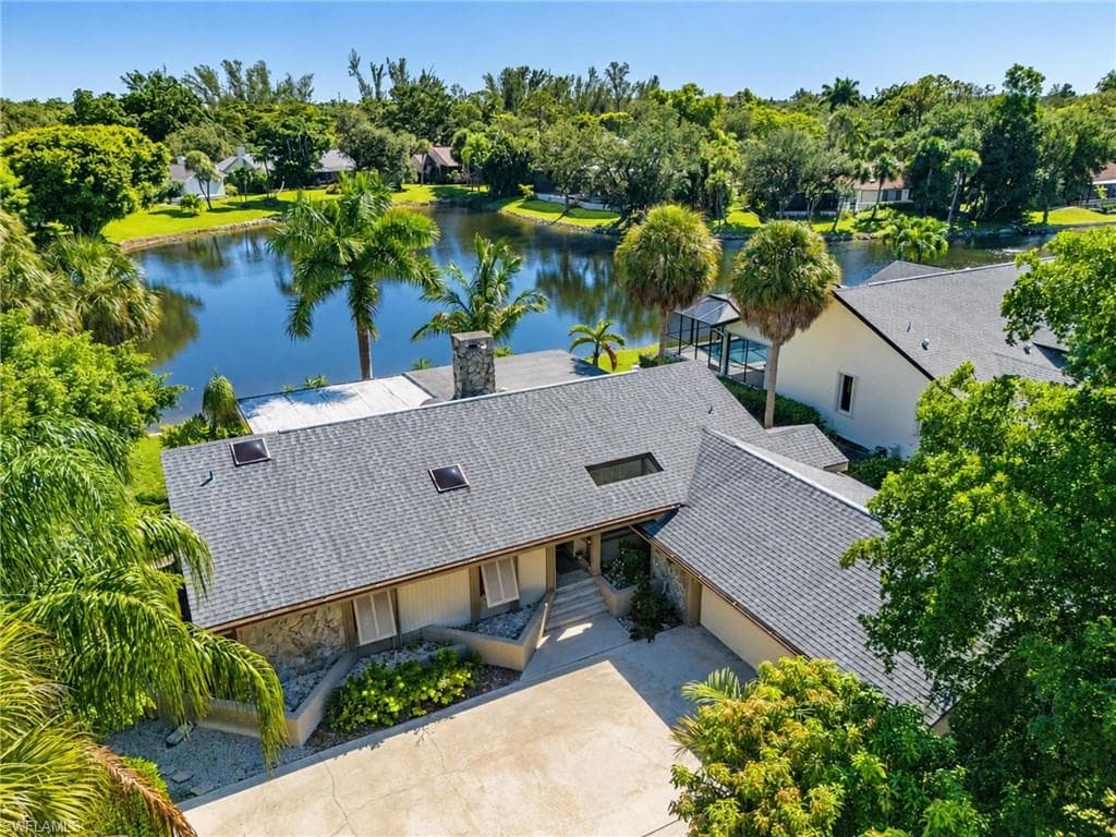 15853 Silverado CT-9