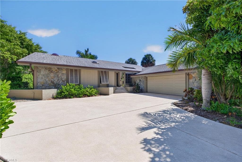 15853 Silverado CT-11