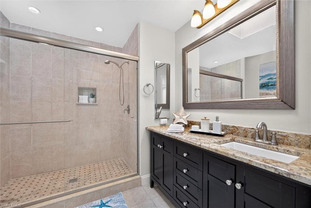 15853 Silverado CT-38